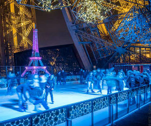 Patinoire Tour Eiffel 2015-2016 de nuit Patinoire Tour Eiffel 2015-2016 de nuit