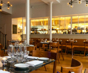 restaurant-rae-small Le Rae's