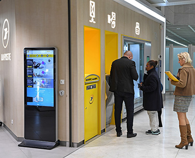 Automates au bureau de Poste Automates au bureau de Poste